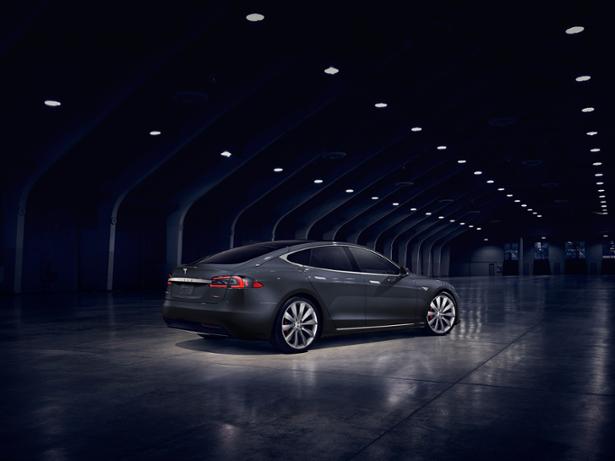 Tesla Model S (2013-2024) - thumbnail rear