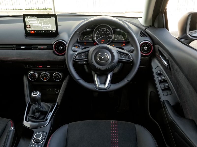 Mazda 2 (2015-) - thumbnail side