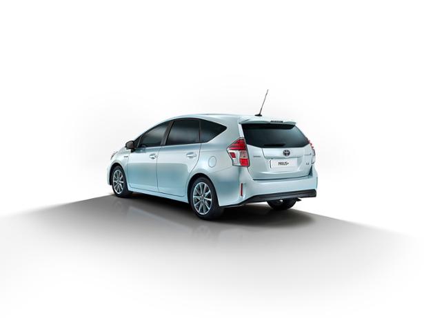 Toyota Prius + (2012-2020) - thumbnail rear