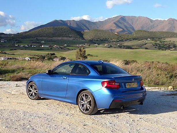 BMW 2-Series coupe (2014-2021) - thumbnail rear