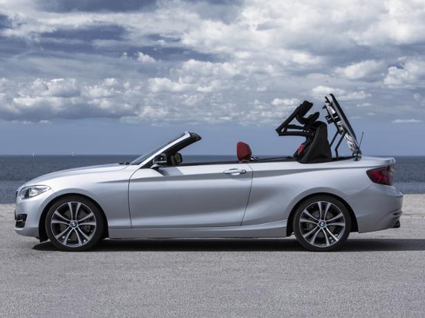 BMW 2-Series convertible (2015-2021) - thumbnail side