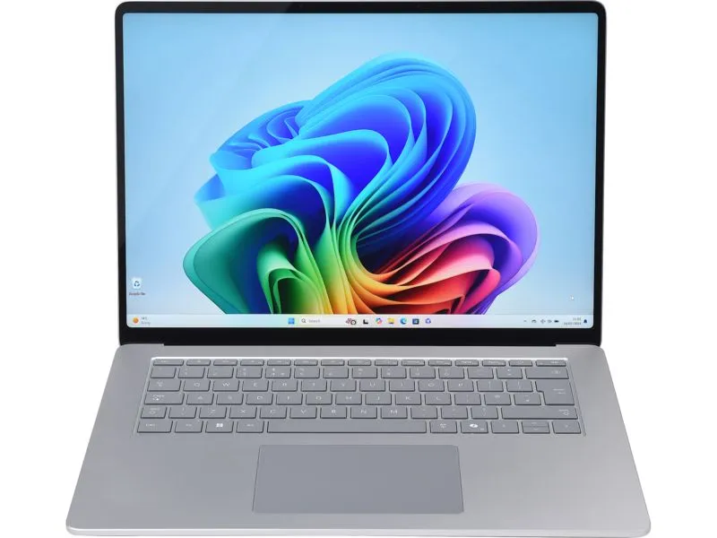 水没あり。Microsoft Surface Laptop 7 15インチ Microsoft 15-inch Surface Laptop 7 review | 15-inches 1.665