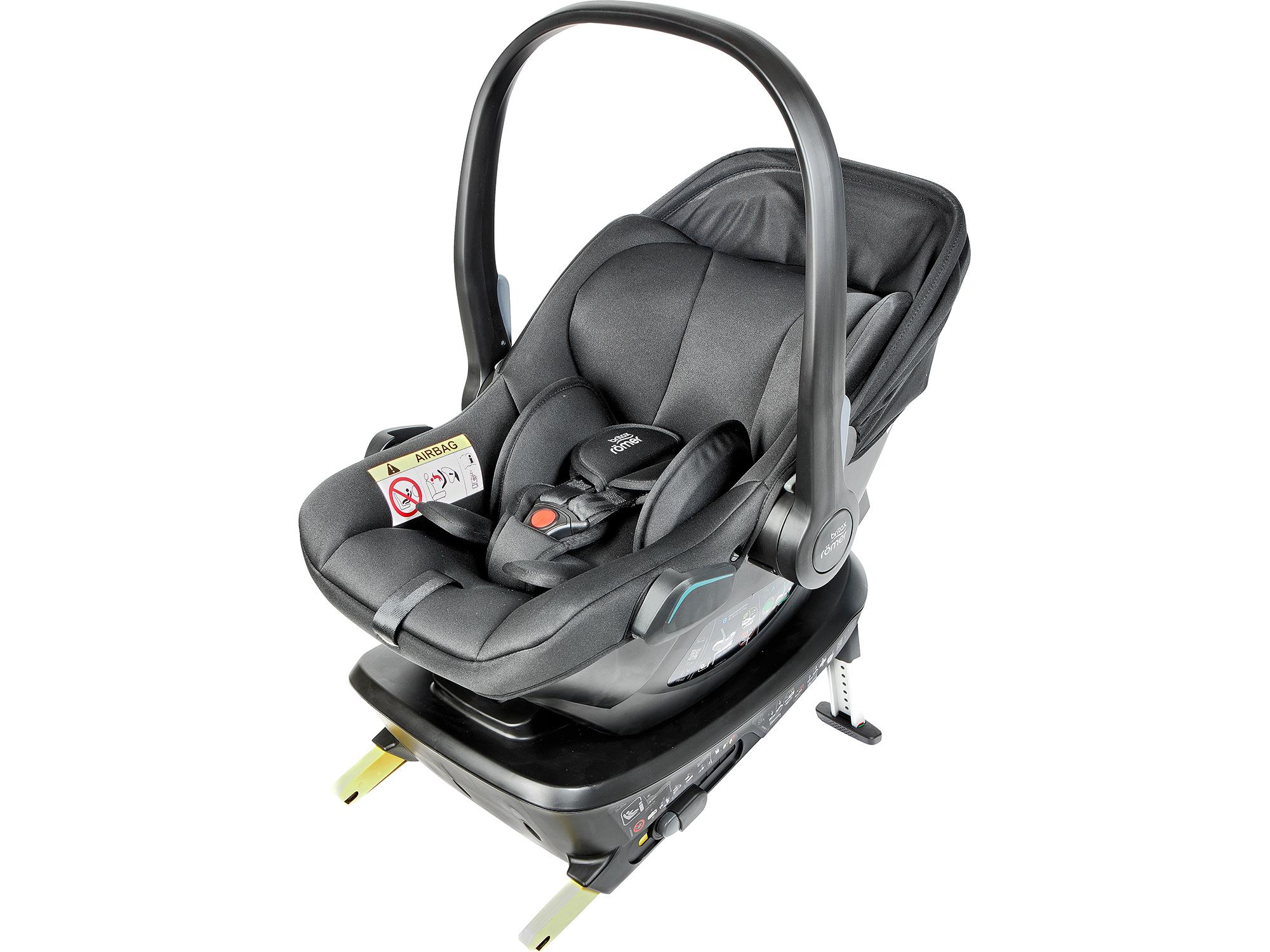 Britax Römer Baby Safe Core mit Base in Baden-Württemberg - Friolzheim