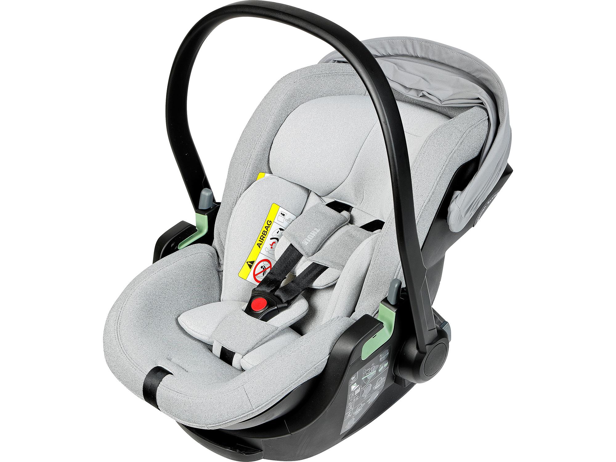 Thule Maple (belted) review i-Size baby Isofix base or vehicle