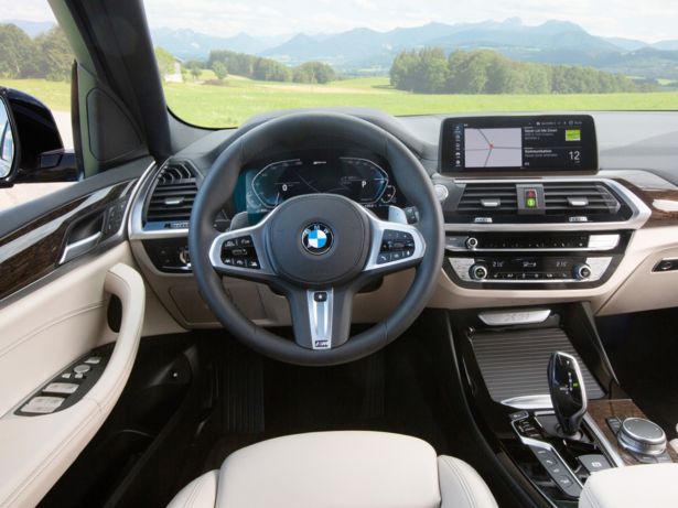 BMW X3 Plug-in Hybrid (2020-) - thumbnail side