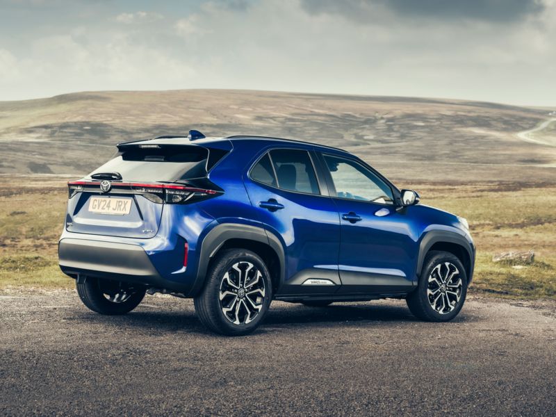 Toyota Yaris Cross (2021-) - thumbnail rear