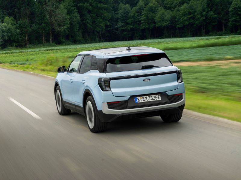 Ford Explorer (2024-) - thumbnail rear