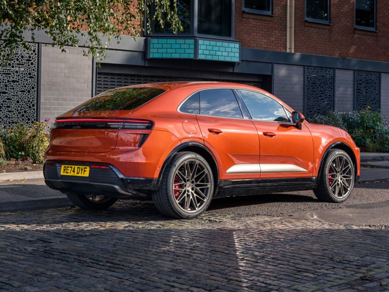Porsche Macan Electric (2024-) - thumbnail rear