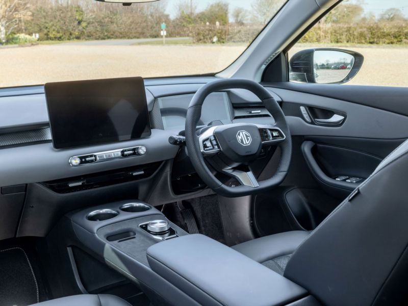 MG S5 EV (2025-) - thumbnail side