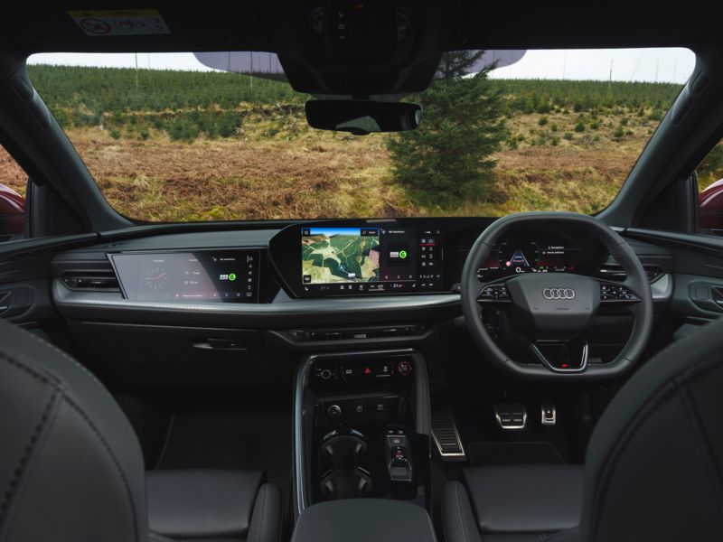 Audi Q5 Sportback e-hybrid (2025-) - thumbnail side