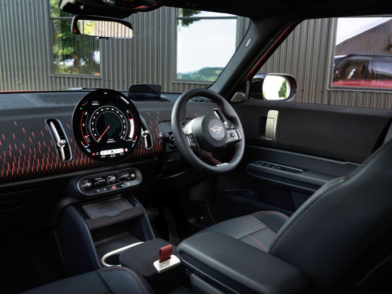 Mini Countryman Electric (2024-) - thumbnail side