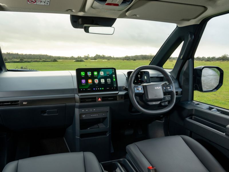 Kia PV5 Passenger (2025-) - thumbnail side
