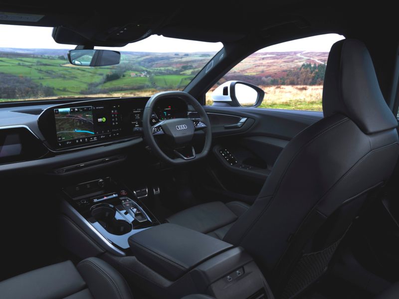 Audi A5 Avant (2024-) - thumbnail side