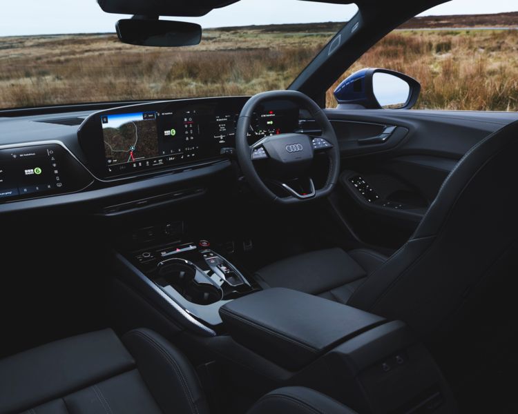 Audi A5 Saloon (2024-) - thumbnail side