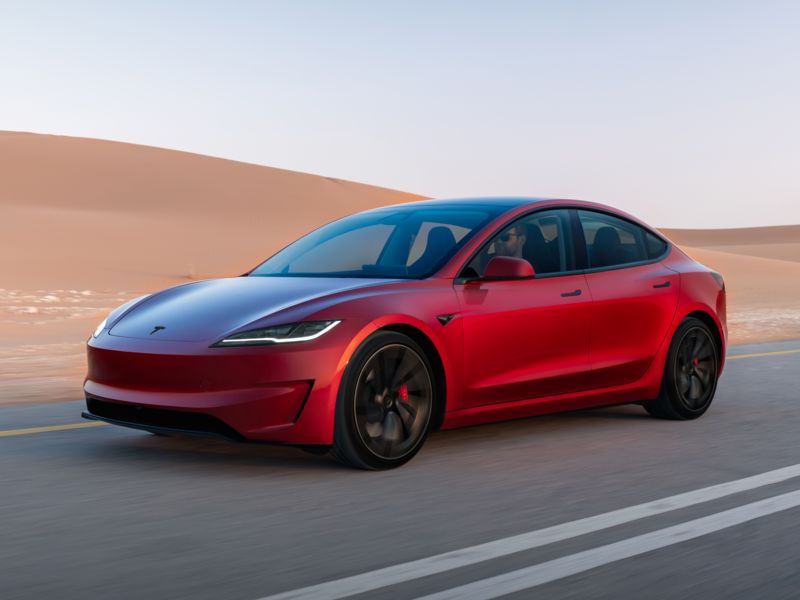 Tesla Model 3 (2023-)