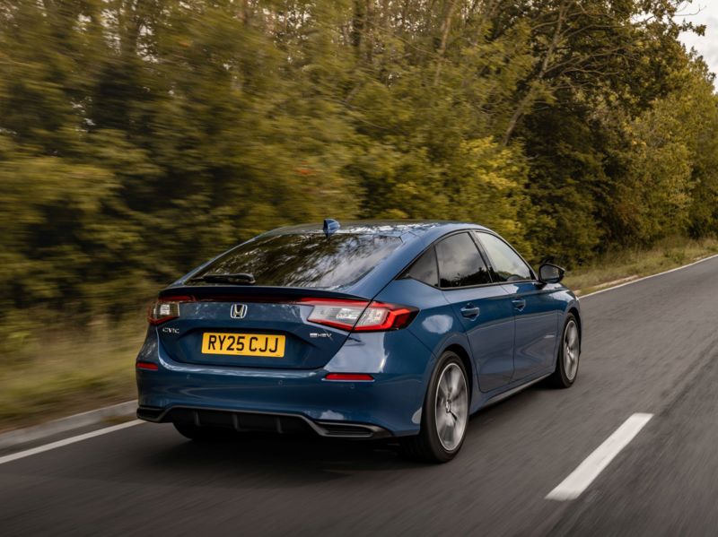 Honda Civic (2022-) - thumbnail rear