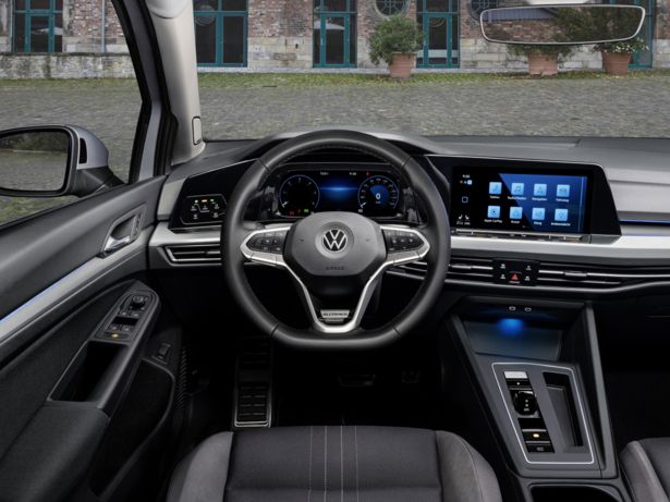 Volkswagen Golf Alltrack (2021-) - thumbnail side