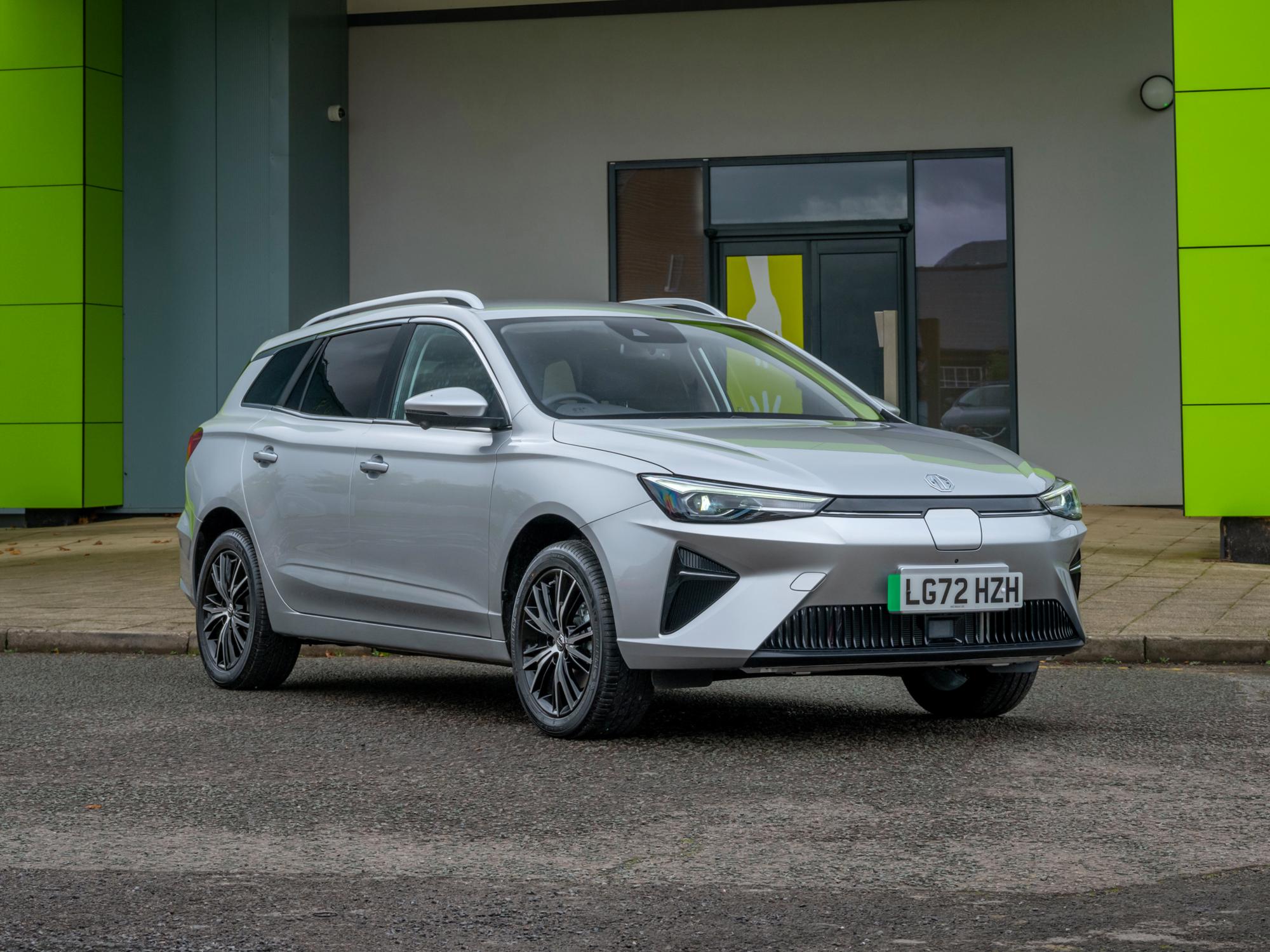 MG 5 EV (2021-) review | Available new Medium estate Electric New and ...