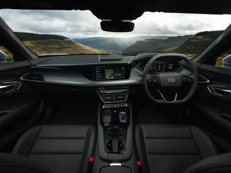 Audi e-tron GT (2021-) - thumbnail side