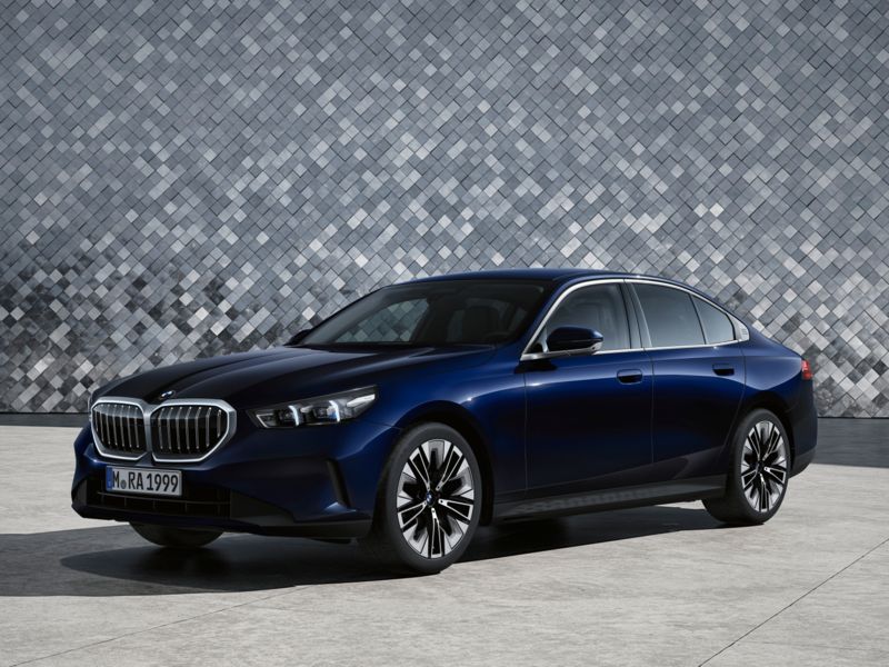 BMW 5 Series (2023-)