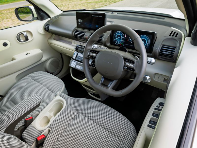 Hyundai Inster (2025-) - thumbnail side