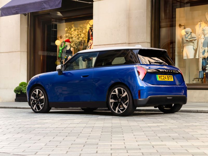 Mini Cooper Electric (2024-) - thumbnail rear
