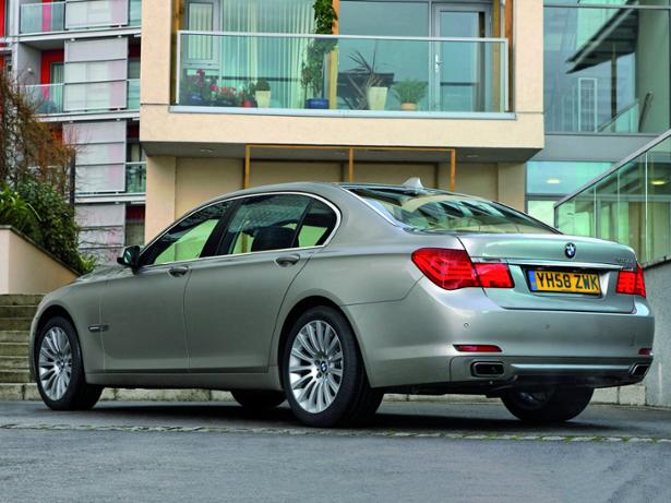 BMW 7-series (2008-2015) - thumbnail rear