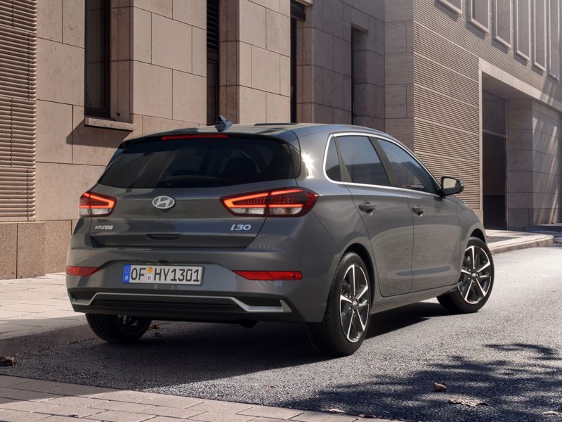 Hyundai i30 (2017-) - thumbnail rear