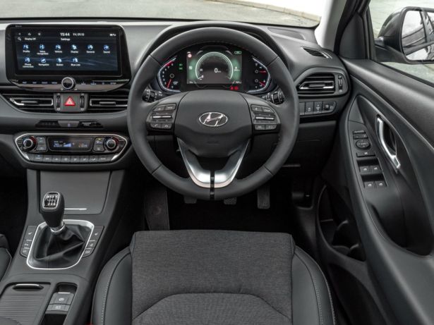 Hyundai i30 (2017-) - thumbnail side